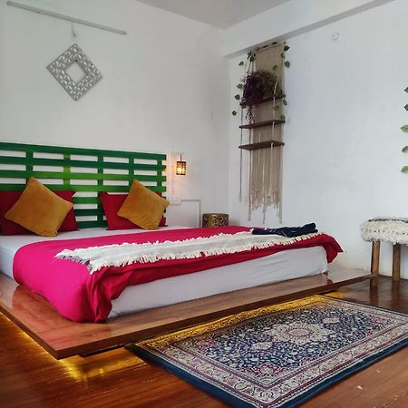 הוסטל מקלוד גאנג' Mitra Mcleodganj מראה חיצוני תמונה